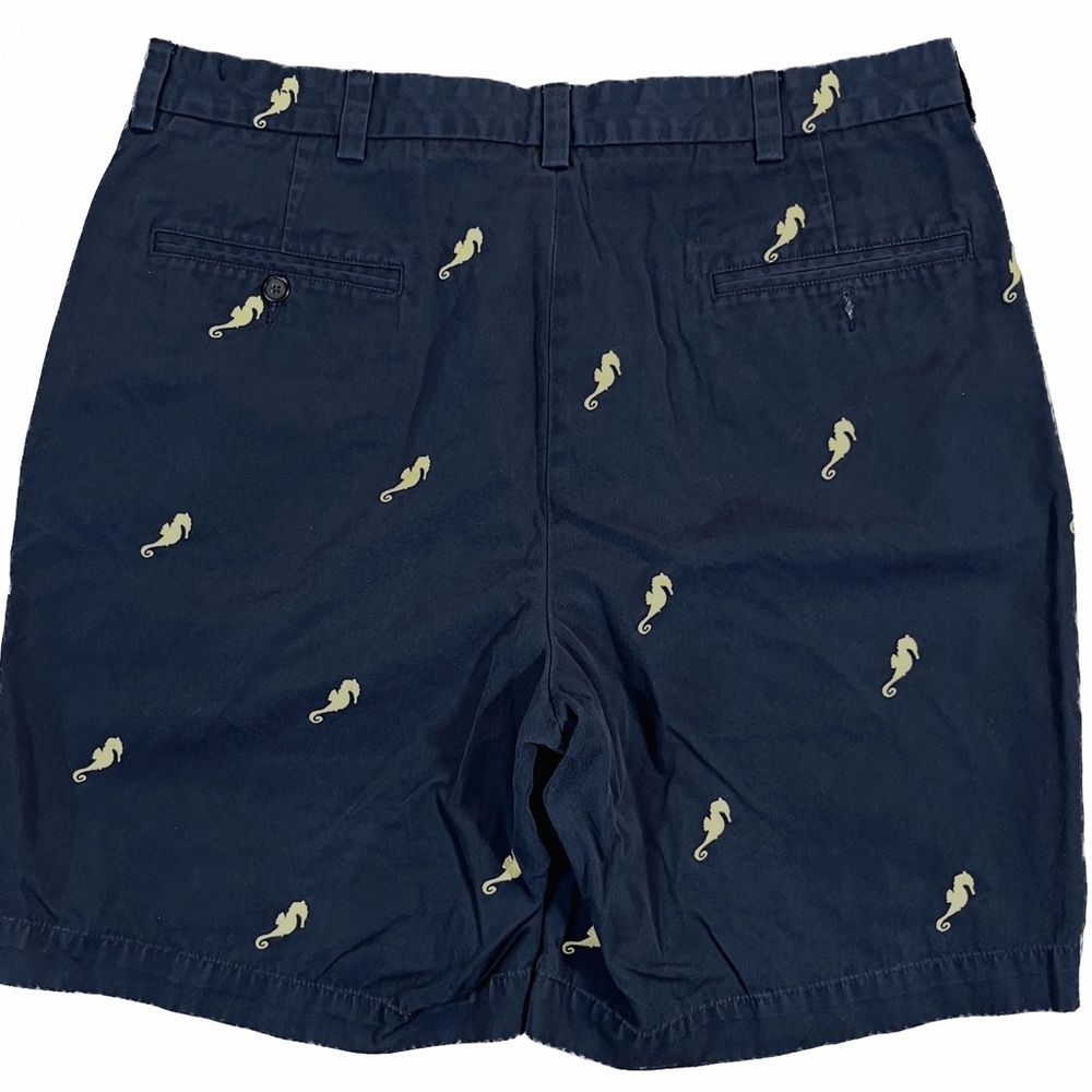 Classic Men’s Navy Shorts with embroidered yellow seahorses